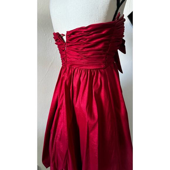 Jovani Women's Red Strapless Bubble Hem Party Cocktail Formal Mini Dress Size 6 - Picture 4 of 7